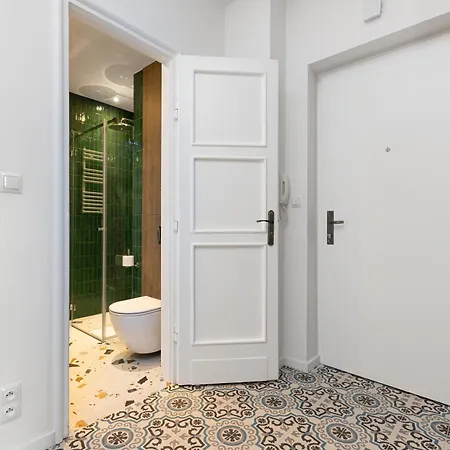Native Karlowicza 13 Apartman