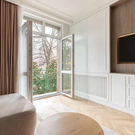 Native Karlowicza 13 Apartman